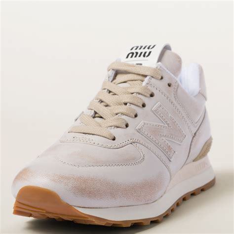 miu miu x new balance 574 vintage-effect nappa leather sneakers